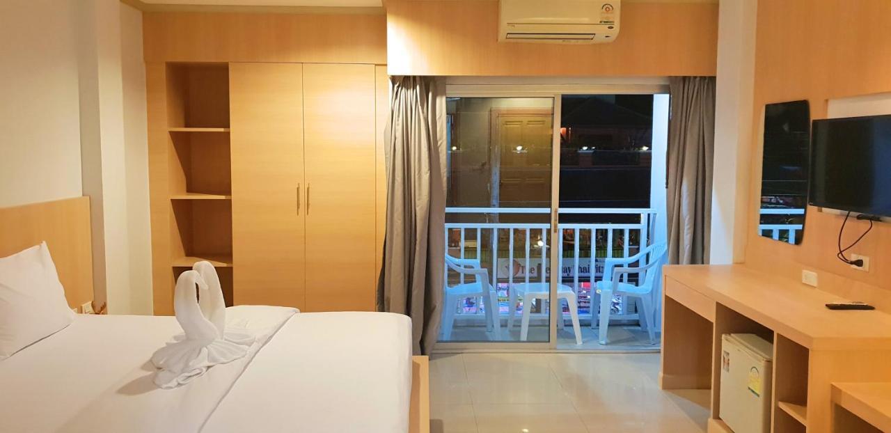 فندق Eden Park Patong المظهر الخارجي الصورة